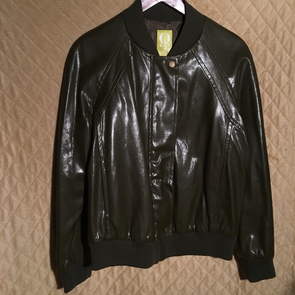 QMACK Khaki Vegan Leather Jacket & Skirt - Picture 5 of 6